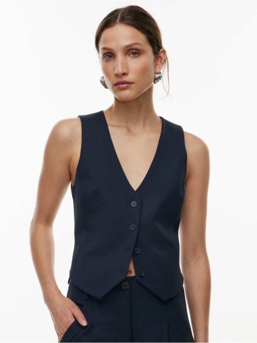 Babaton Deniro Vest Total Eclipse Navy Tailored NWT Size L Quiet Luxury Chic